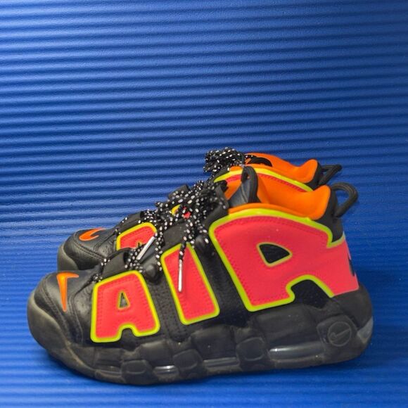 Size 7.5- Women’s Nike Air More Uptempo High Top Sneakers Black 917593-002 - Picture 2 of 8